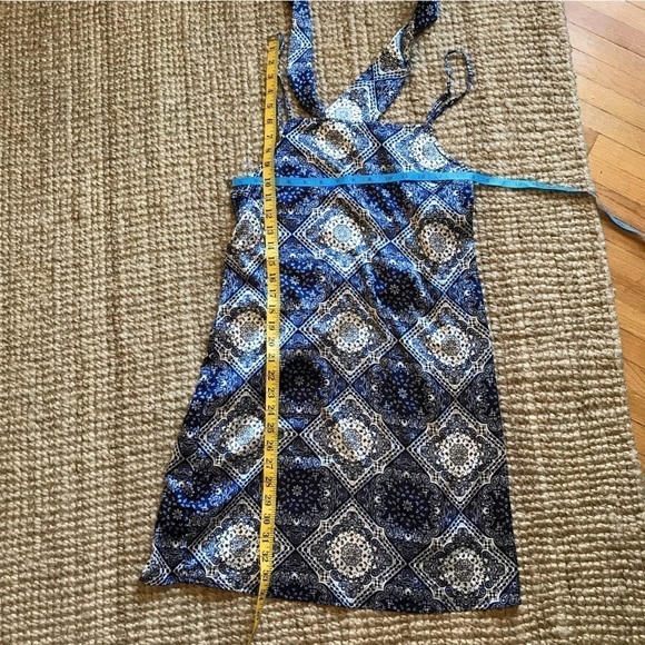 BIRCH and Stone satin slip tie back dress. Size large. - Picture 7 of 9